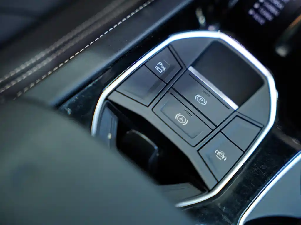 Lamborghini Urus — миниатюра 45