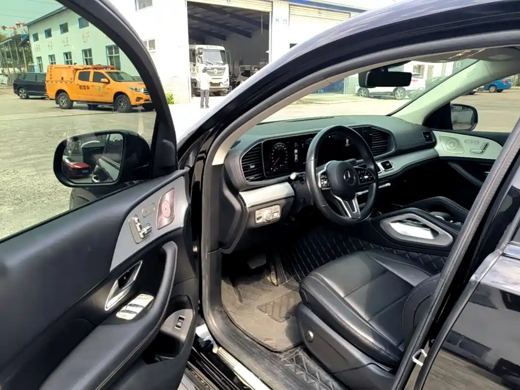 Mercedes-Benz GLE Coupe — миниатюра 18