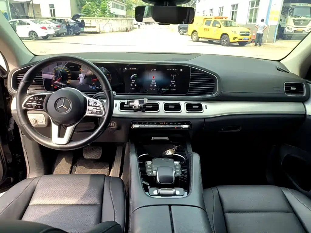 Mercedes-Benz GLE Coupe — миниатюра 11