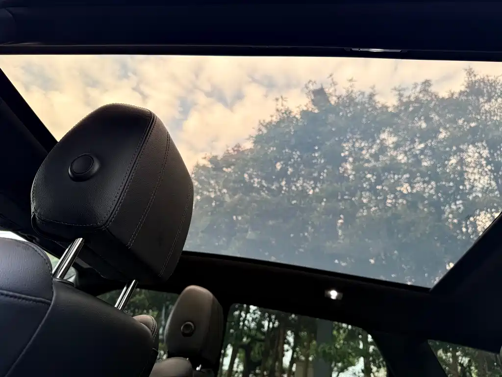 LAND ROVER RANGE ROVER AURORA