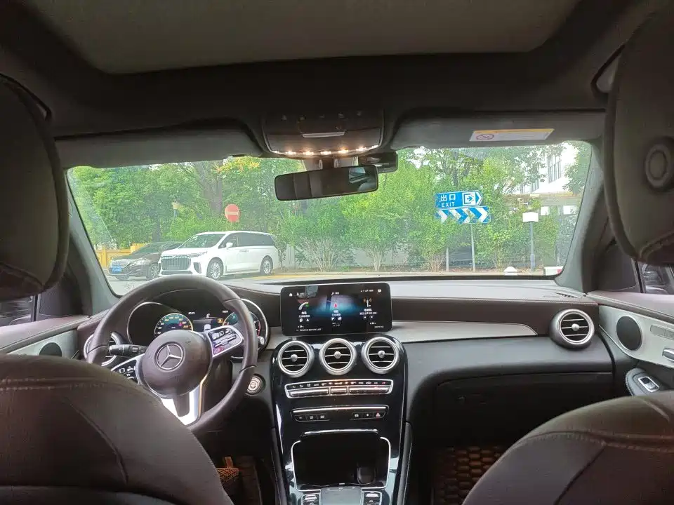 Mercedes-Benz GLC — миниатюра 5