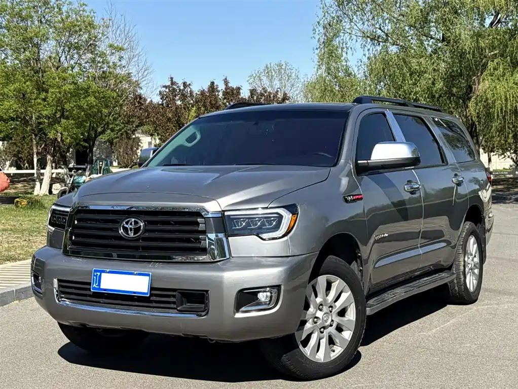 Toyota Sequoia 2013