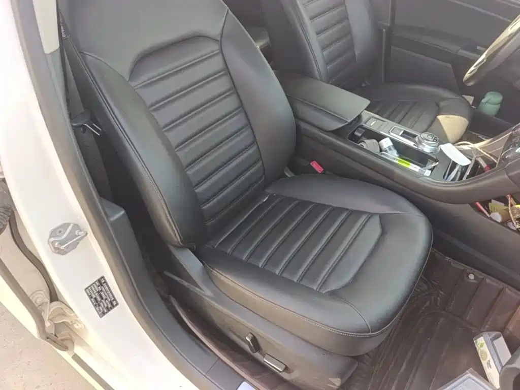 Ford Mondeo — миниатюра 25