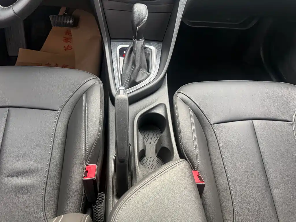 Buick Excelle — миниатюра 12