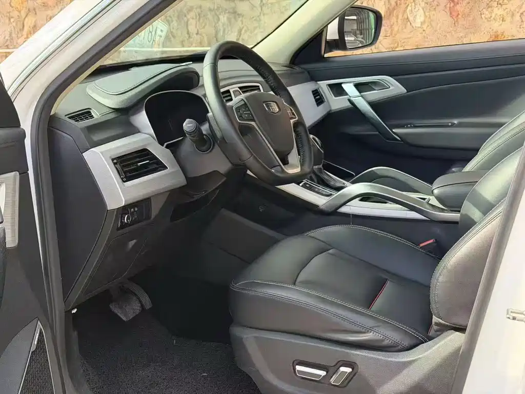 Geely Boyue — миниатюра 4