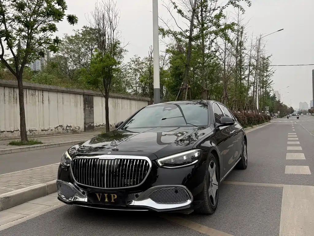 Mercedes-Benz S-Class 2023