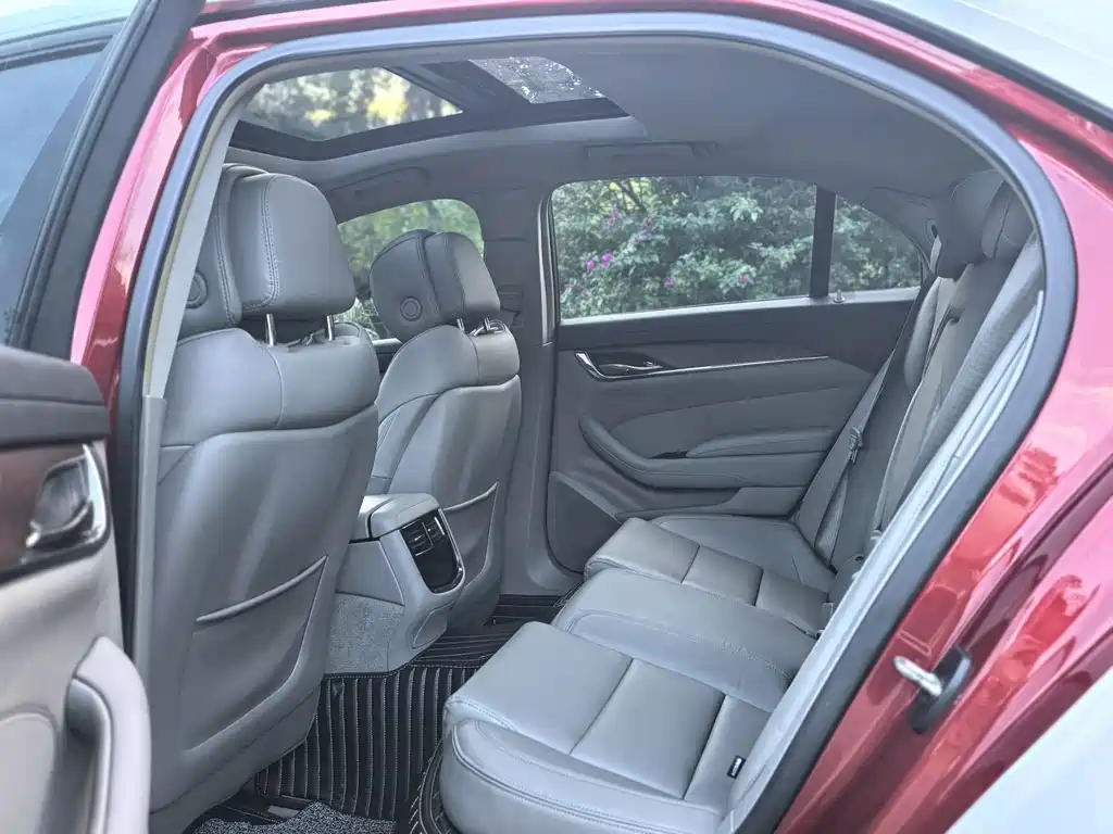 Cadillac CTS — миниатюра 11