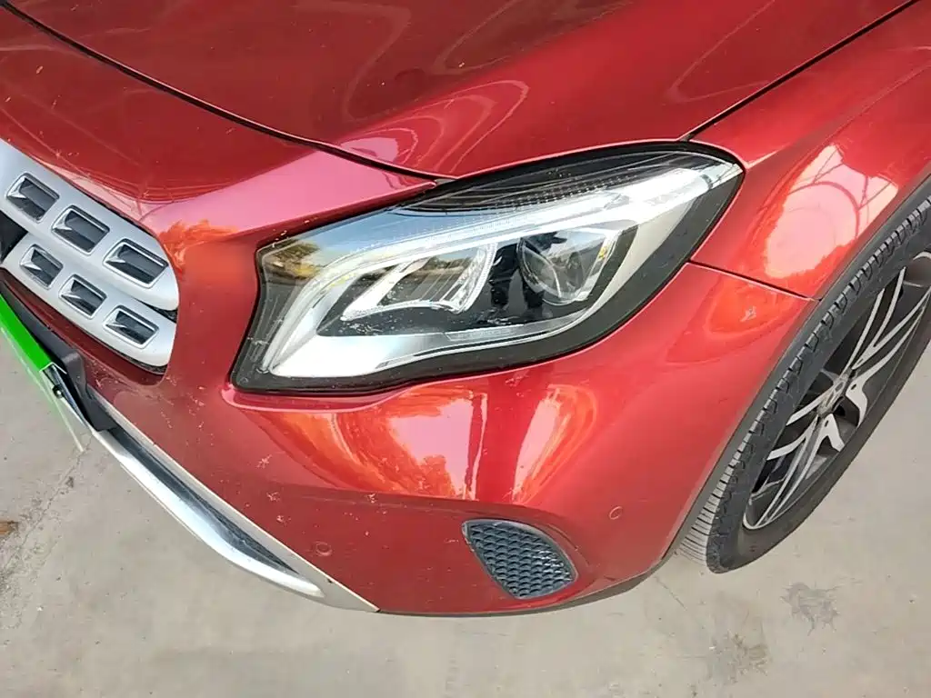 Mercedes-Benz GLA — миниатюра 24