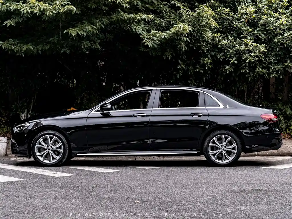 Mercedes-Benz E-Class E 2022 E 300 L Sport Fashion