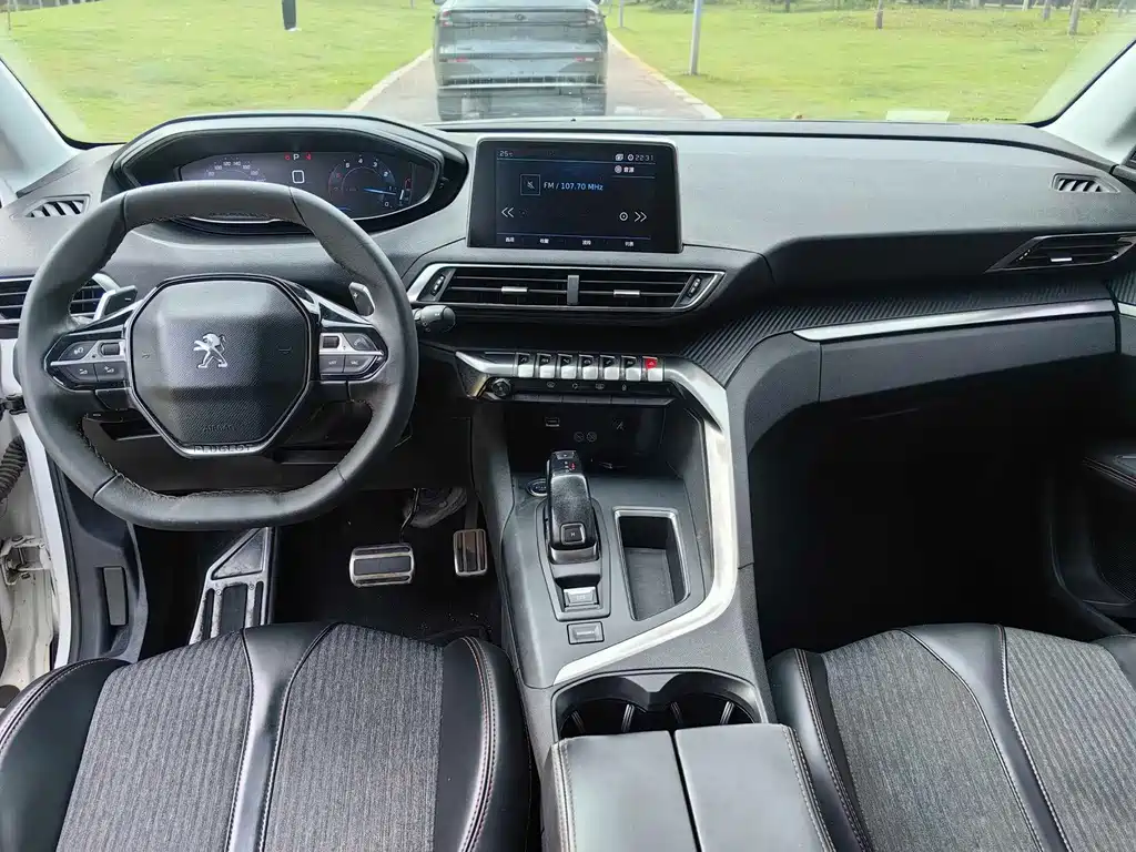 Peugeot 4008 — миниатюра 5