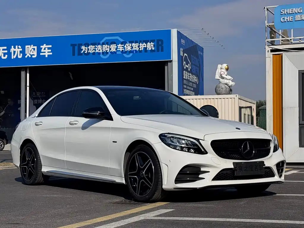 Mercedes-Benz C-Class — миниатюра 3