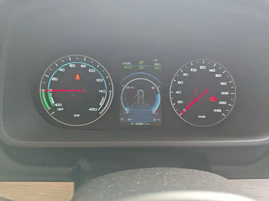 BYD Tang New Energy — миниатюра 12