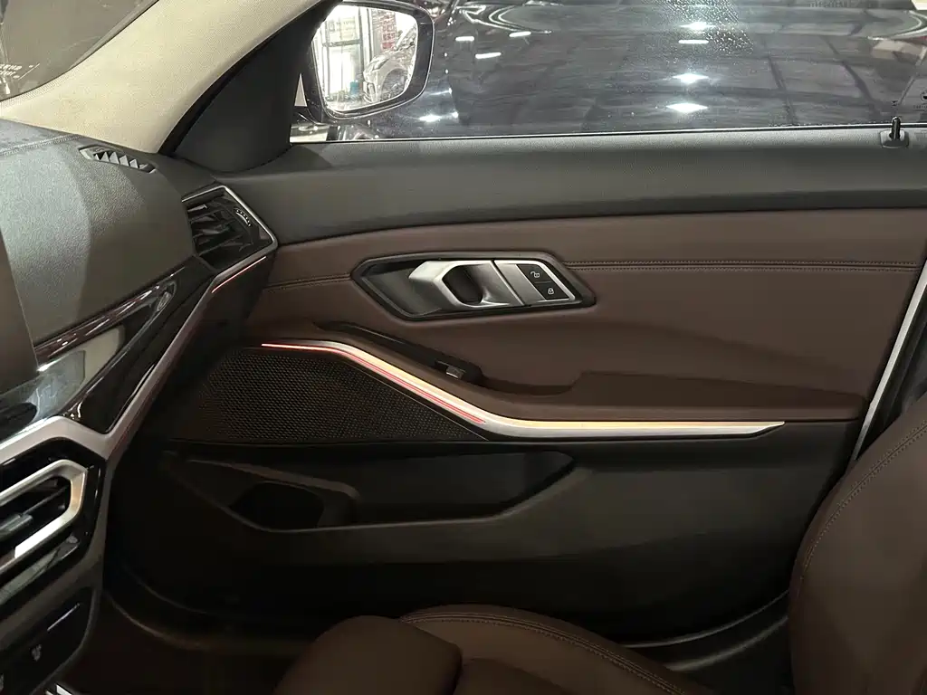 BMW 3 Series — миниатюра 18