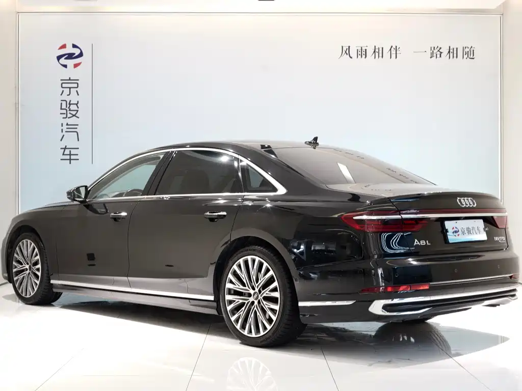 Audi A8 — миниатюра 14
