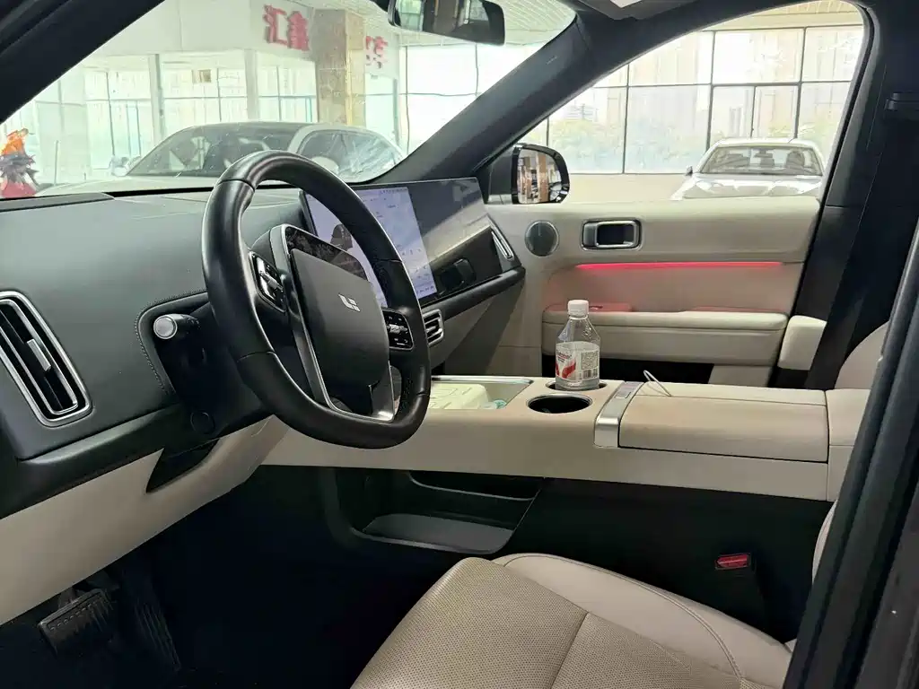 Li Auto Li L6 — миниатюра 5