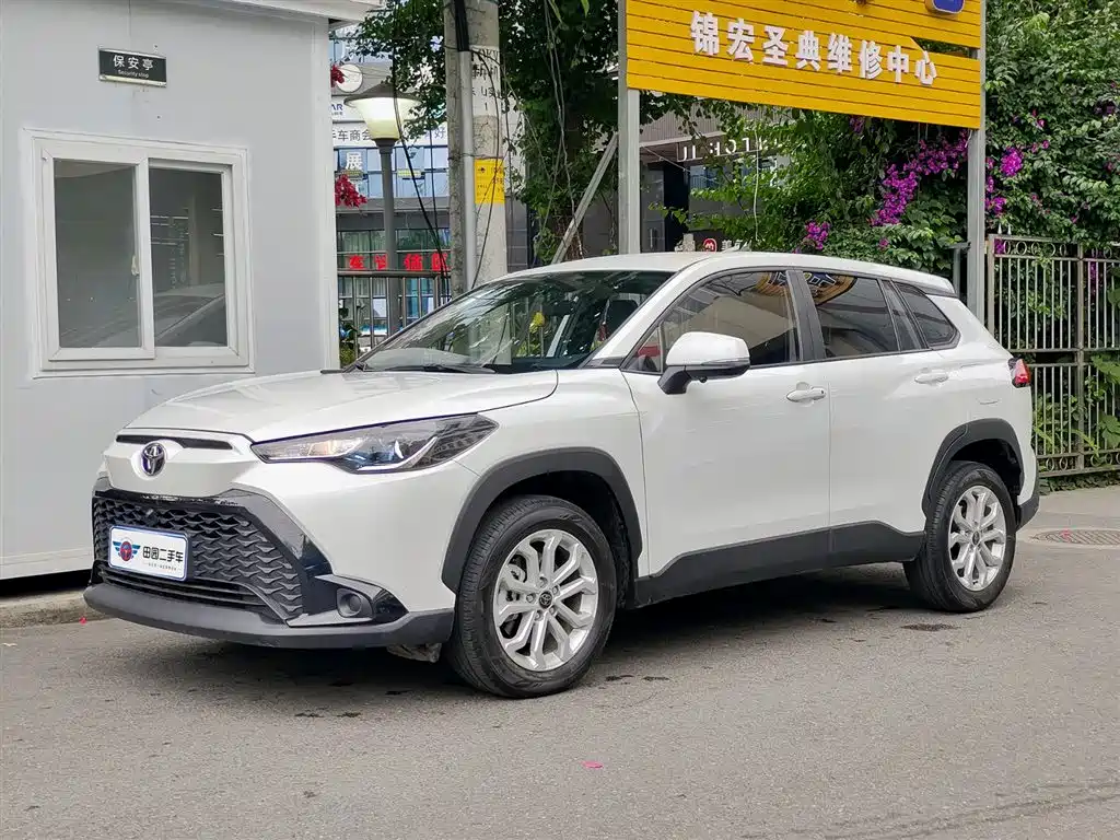 Toyota Frontlander 2024