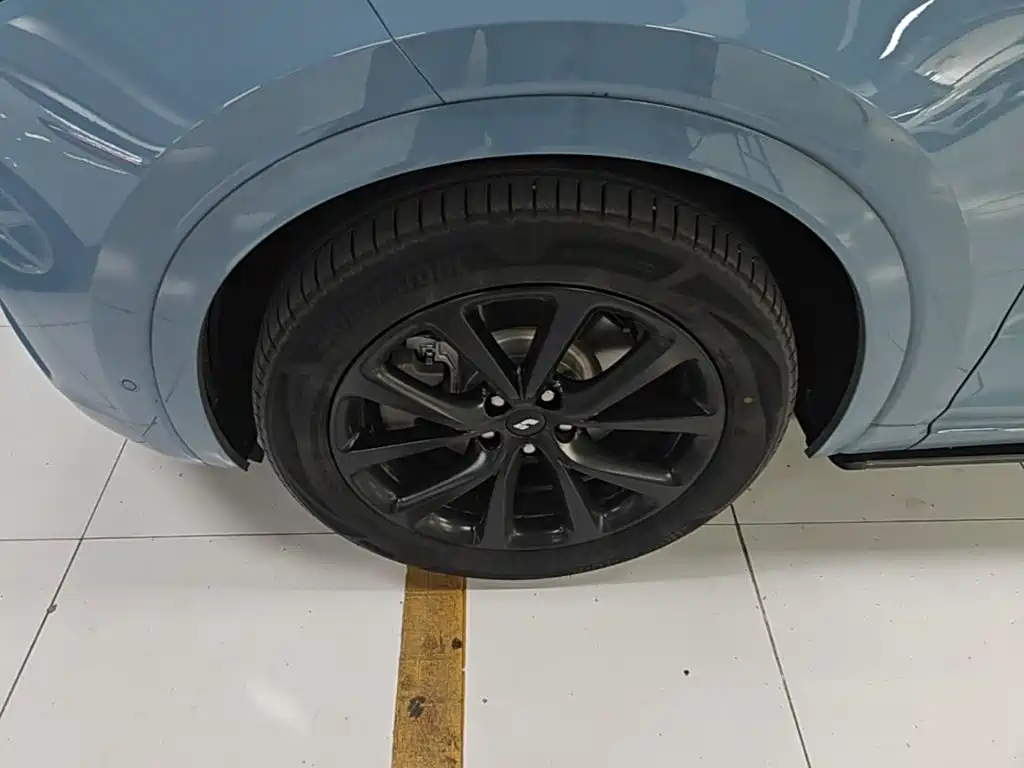 Li Auto Li ONE — миниатюра 23