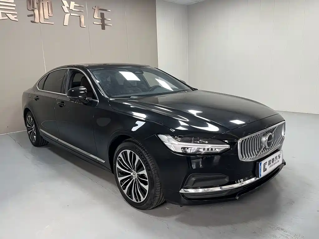 Volvo S90 — миниатюра 3