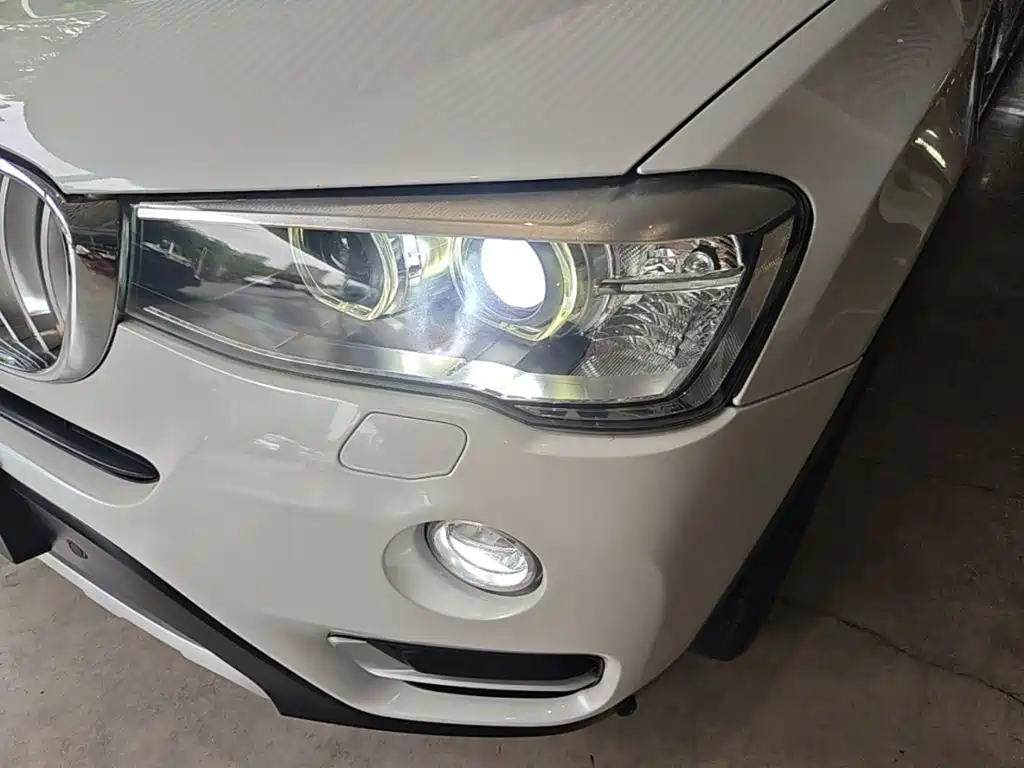 BMW X3 (Import) — миниатюра 24