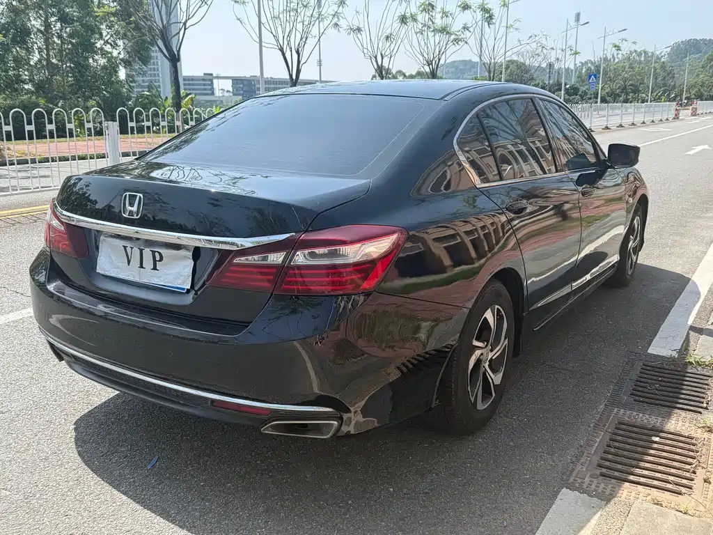 Honda Accord 2016 2.0L Elite