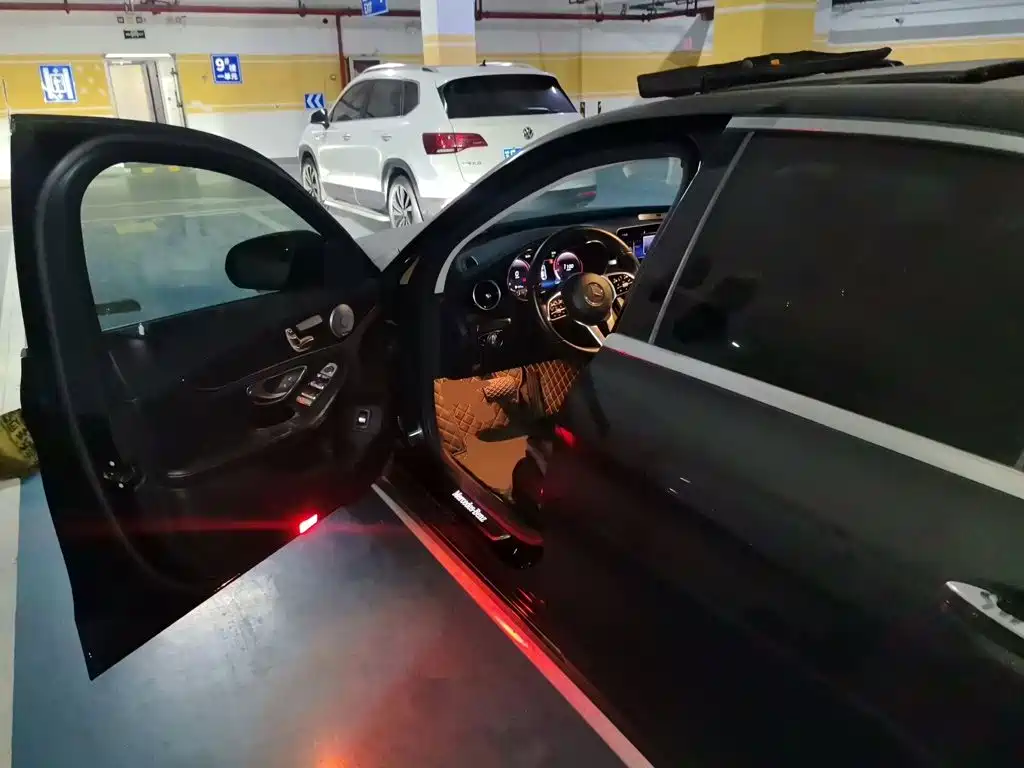 Mercedes-Benz C-Class — миниатюра 12