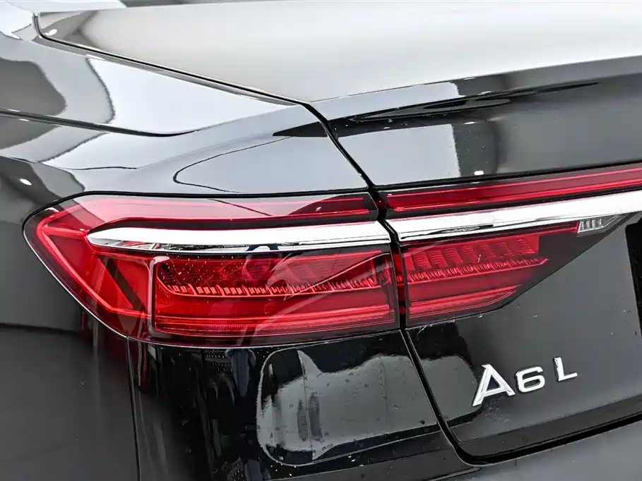 Audi A8 2022 A8L 60 TFSIe quattro
