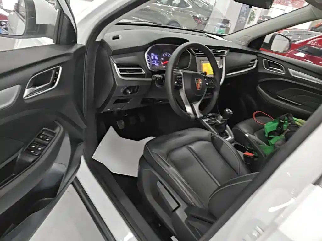 Roewe RX3 — миниатюра 16