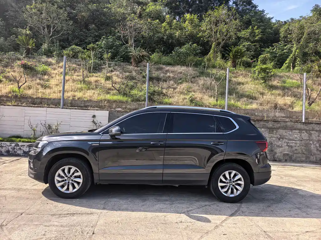 Volkswagen Tharu — миниатюра 4