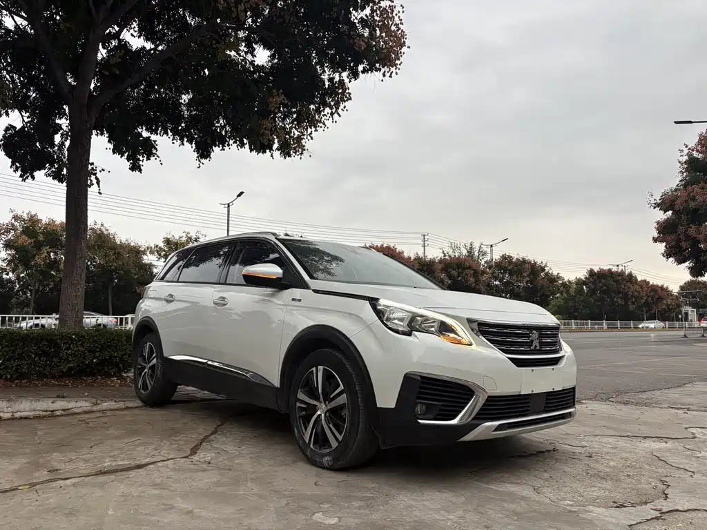 Peugeot 5008 — миниатюра 6