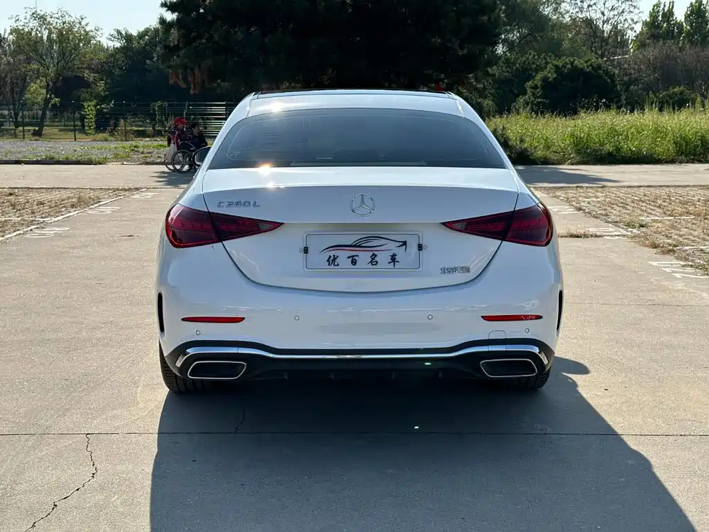Mercedes-Benz C-Class — миниатюра 5