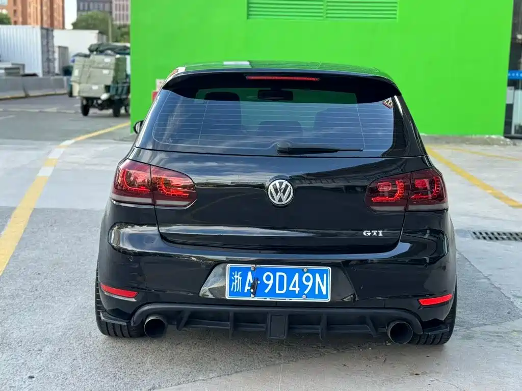 Volkswagen Golf GTI — миниатюра 3