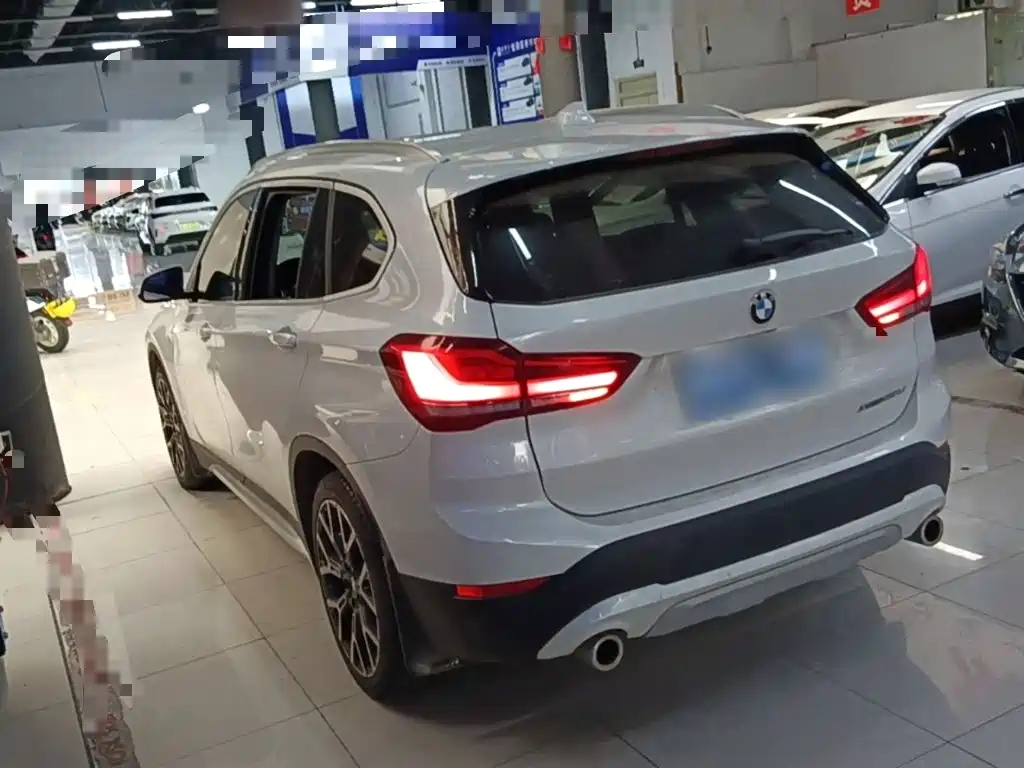 BMW X1 — миниатюра 5