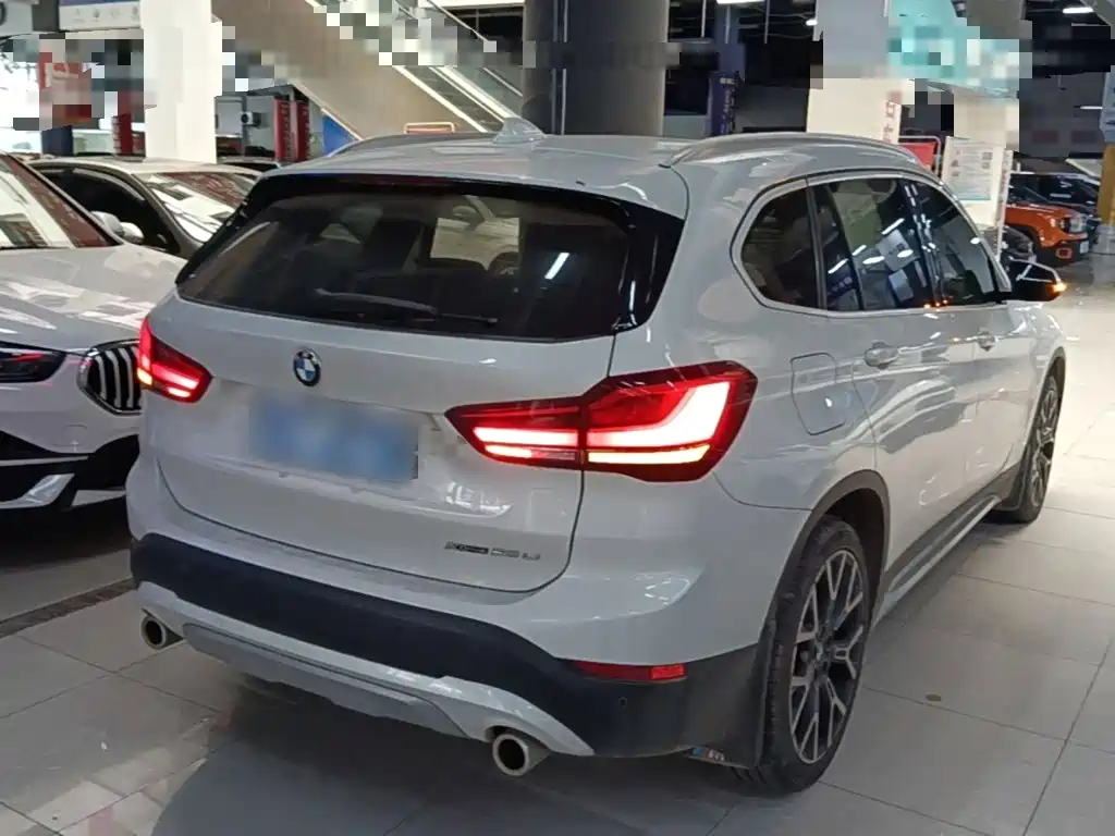 BMW X1 — миниатюра 7