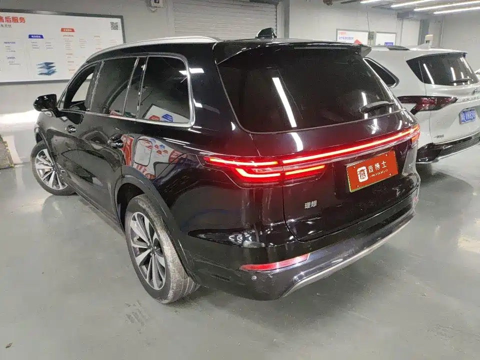Li Auto ONE 2020 6 мест