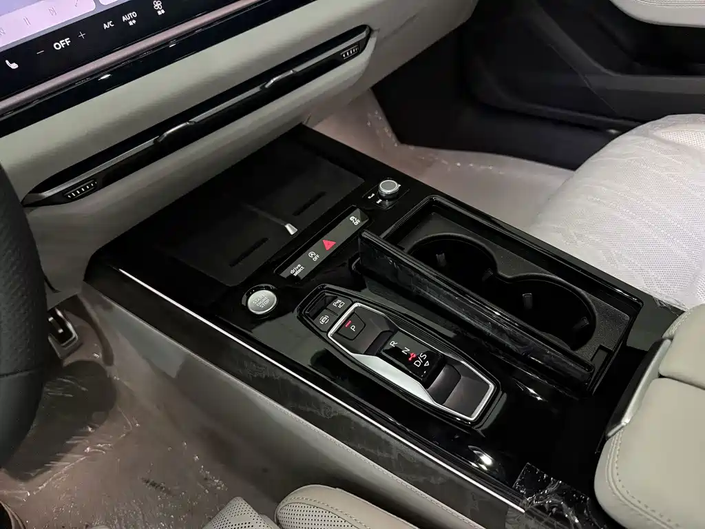 Audi A6L — миниатюра 4