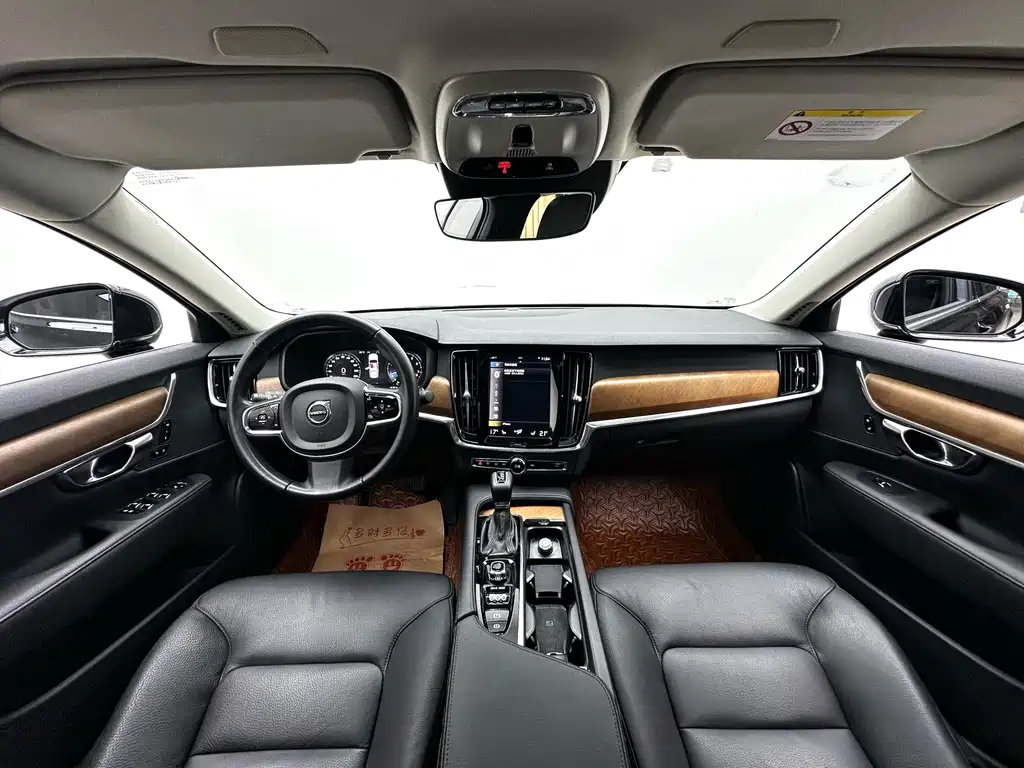 Volvo S90 — миниатюра 9