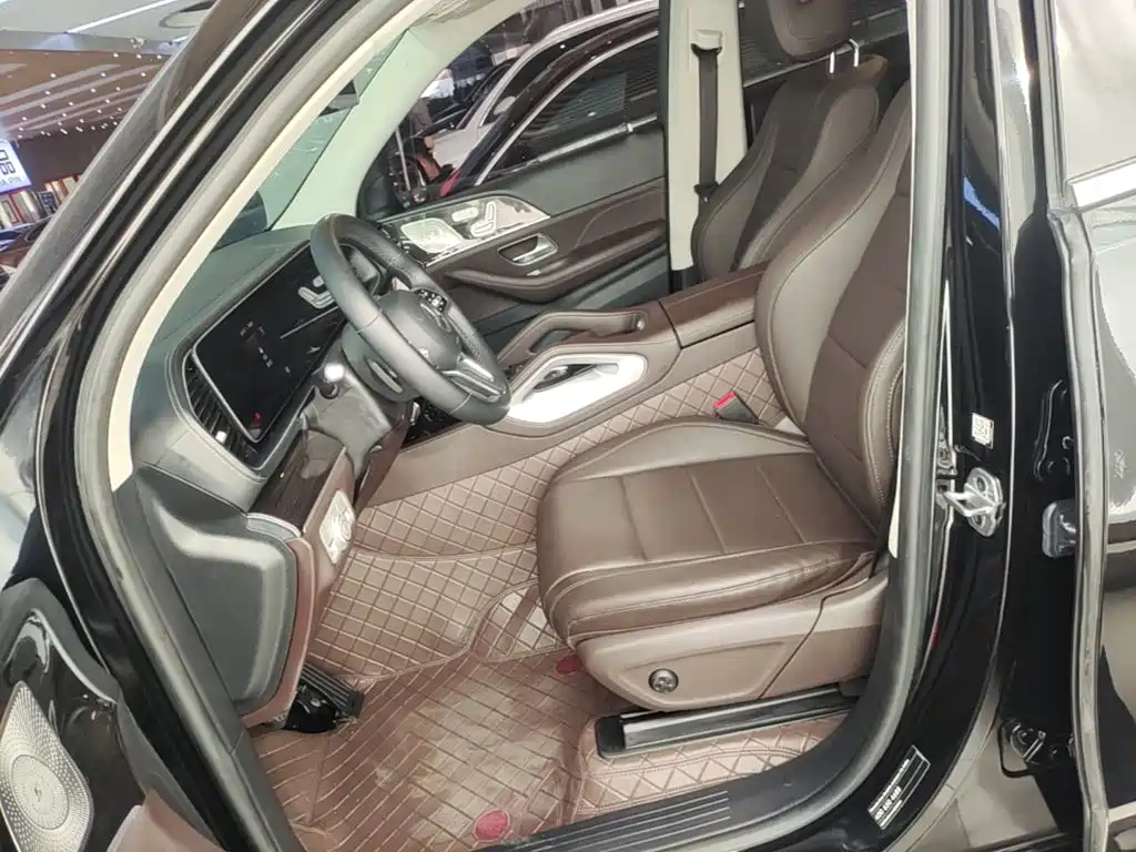 Mercedes-Benz GLE (Import) — миниатюра 15