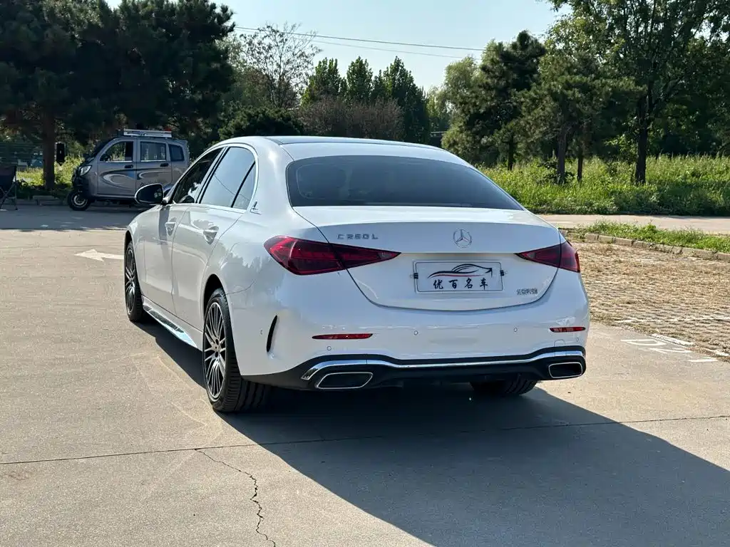 Mercedes-Benz C-Class — миниатюра 4