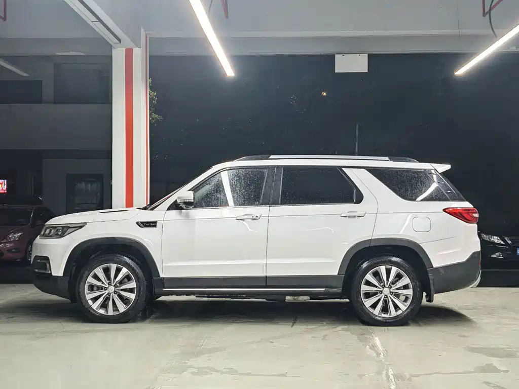 Changan CS95 — миниатюра 4