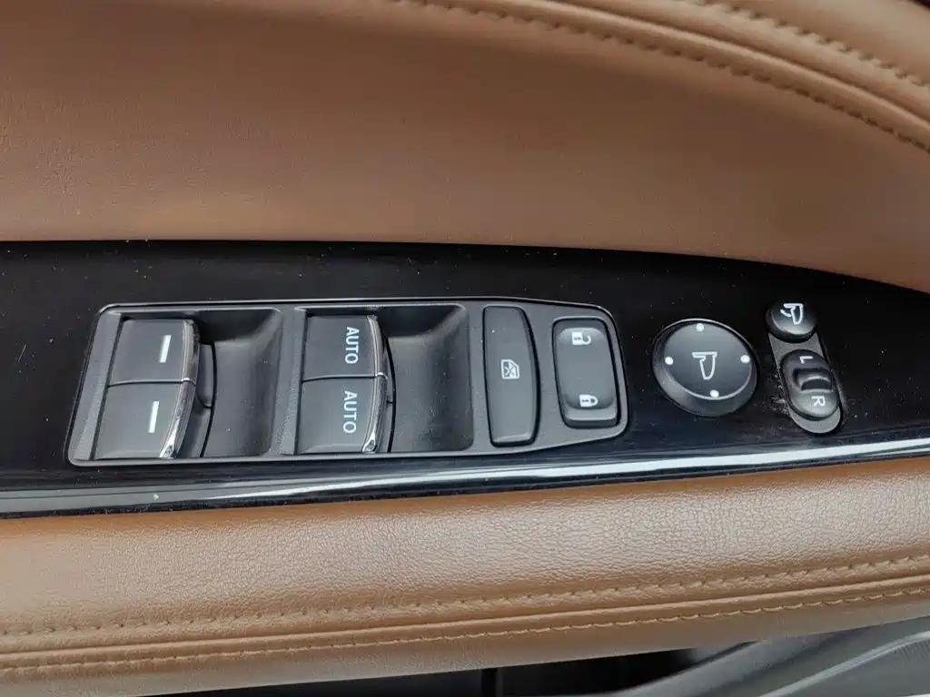 Honda UR-V — миниатюра 9