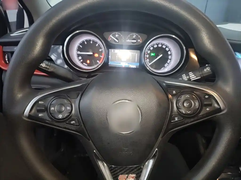Buick Verano — миниатюра 11
