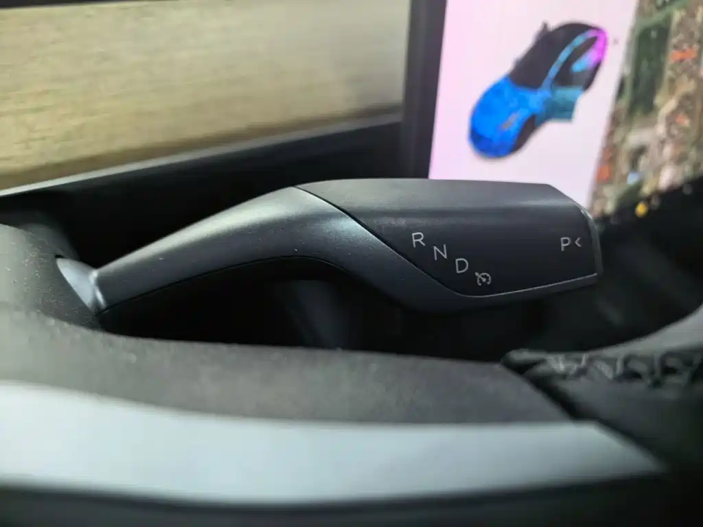 Tesla Model 3 — миниатюра 14