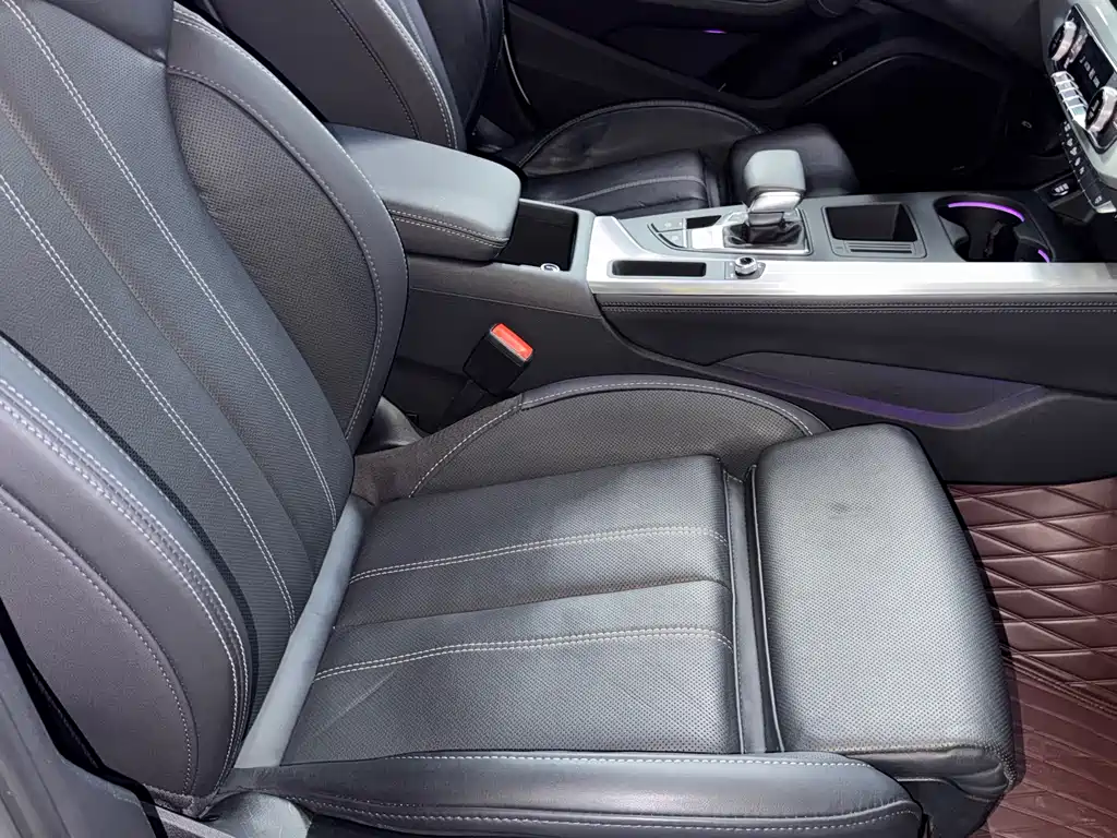 Audi A4L — миниатюра 19