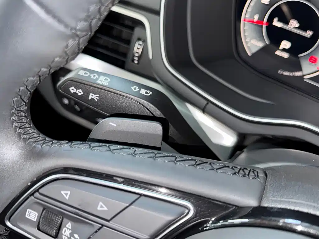 Audi A4L — миниатюра 46