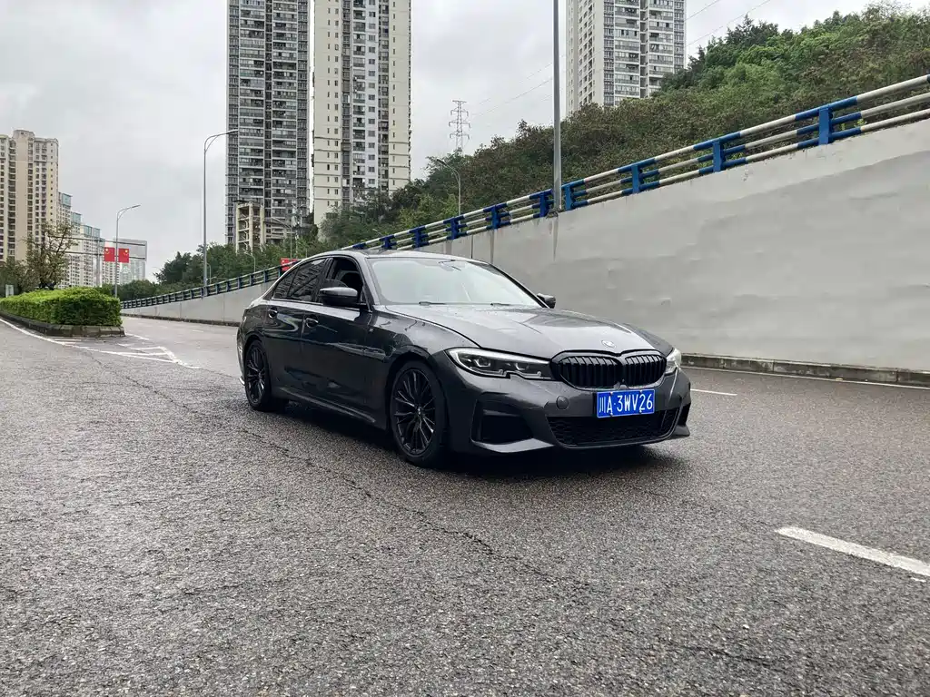 BMW 3 Series — миниатюра 3