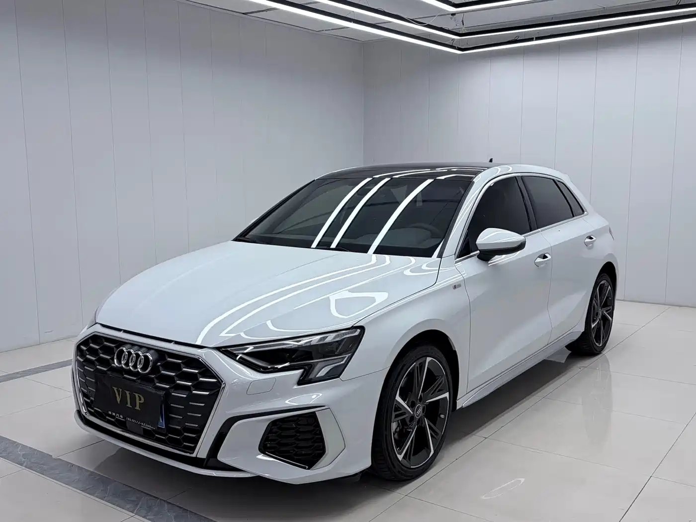 奥迪A3 2023款 改款 Sportback 35 TFSI 时尚运动型 2023