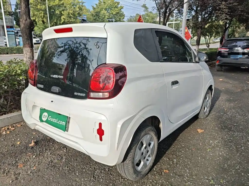 Roewe Clever — миниатюра 7