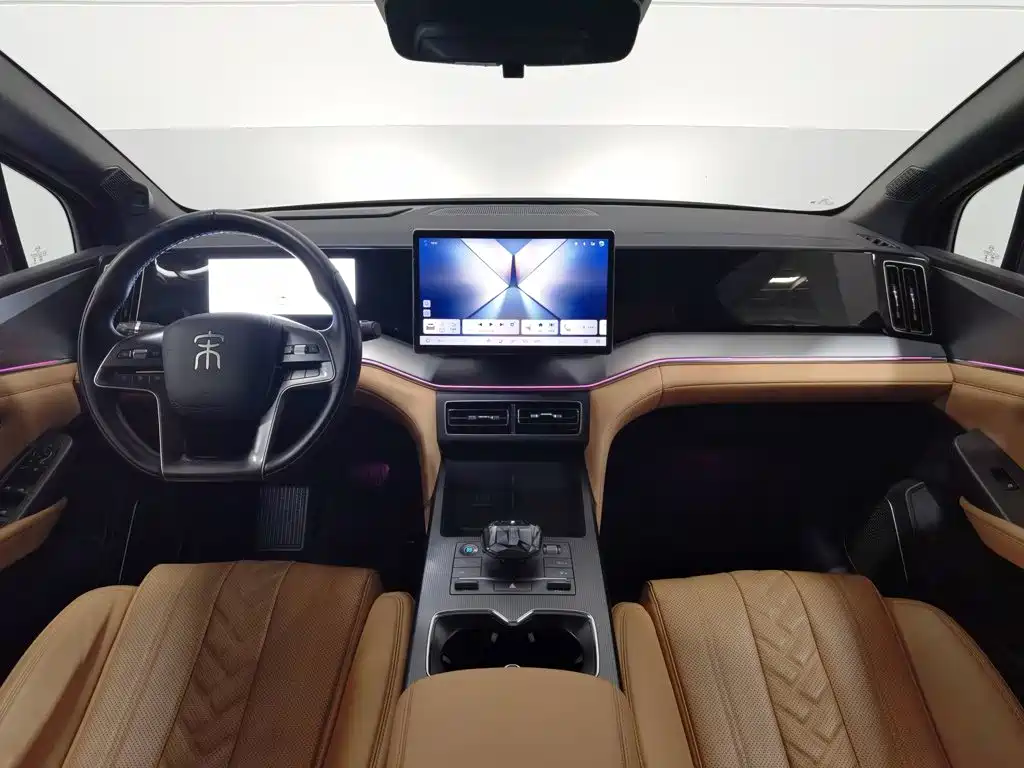 BYD L DM-i — миниатюра 5