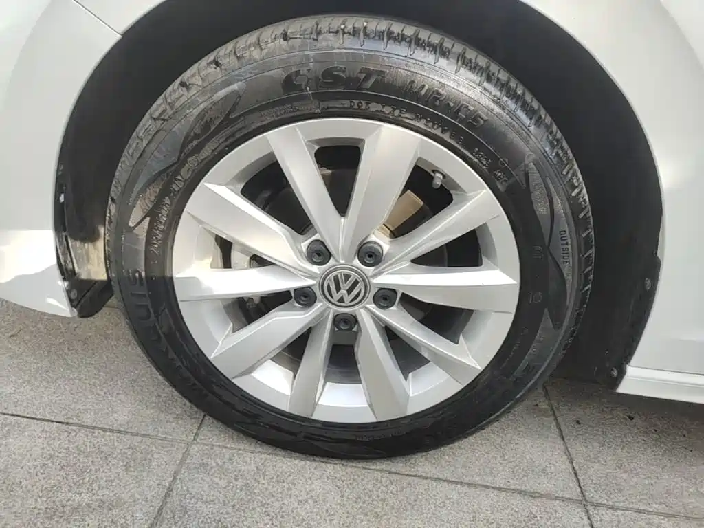 Volkswagen Bora — миниатюра 23