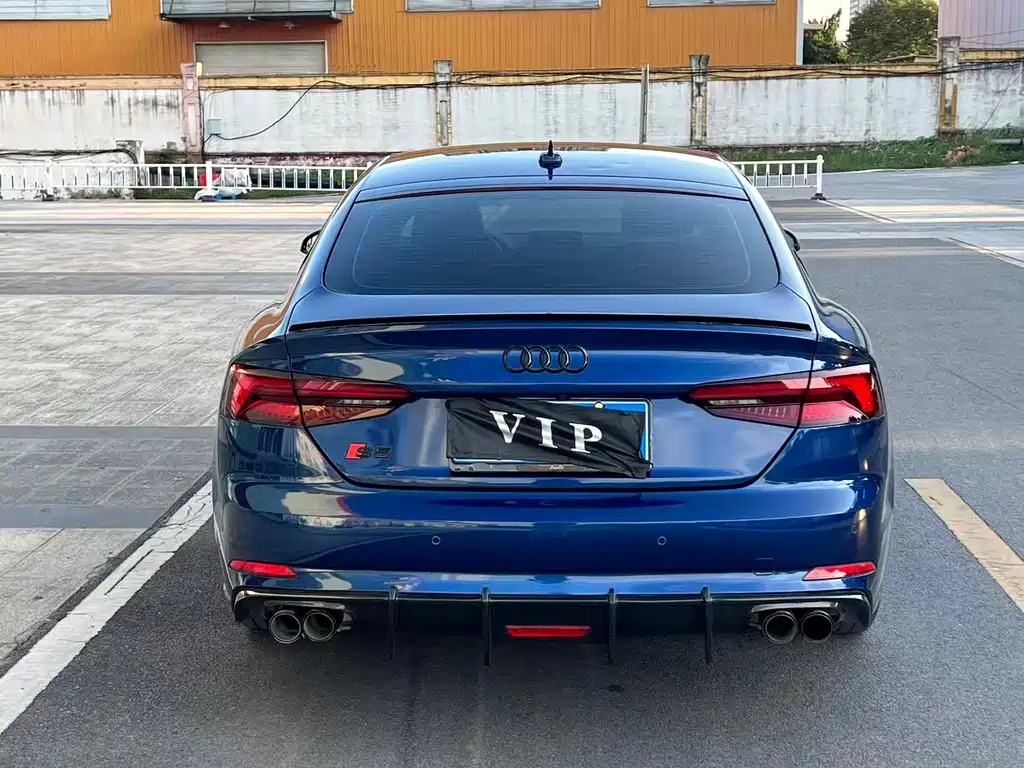 Audi A5 (Import) — миниатюра 5